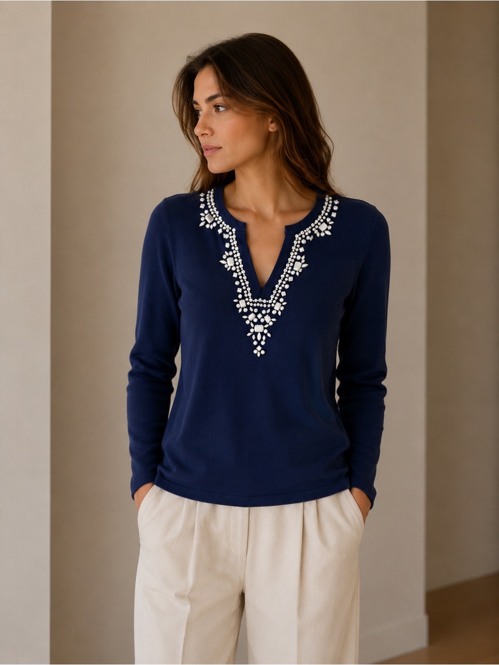 MICHAEL Michael Kors Navy V-Neck Sweater with White Bead Embellishment Sz Small